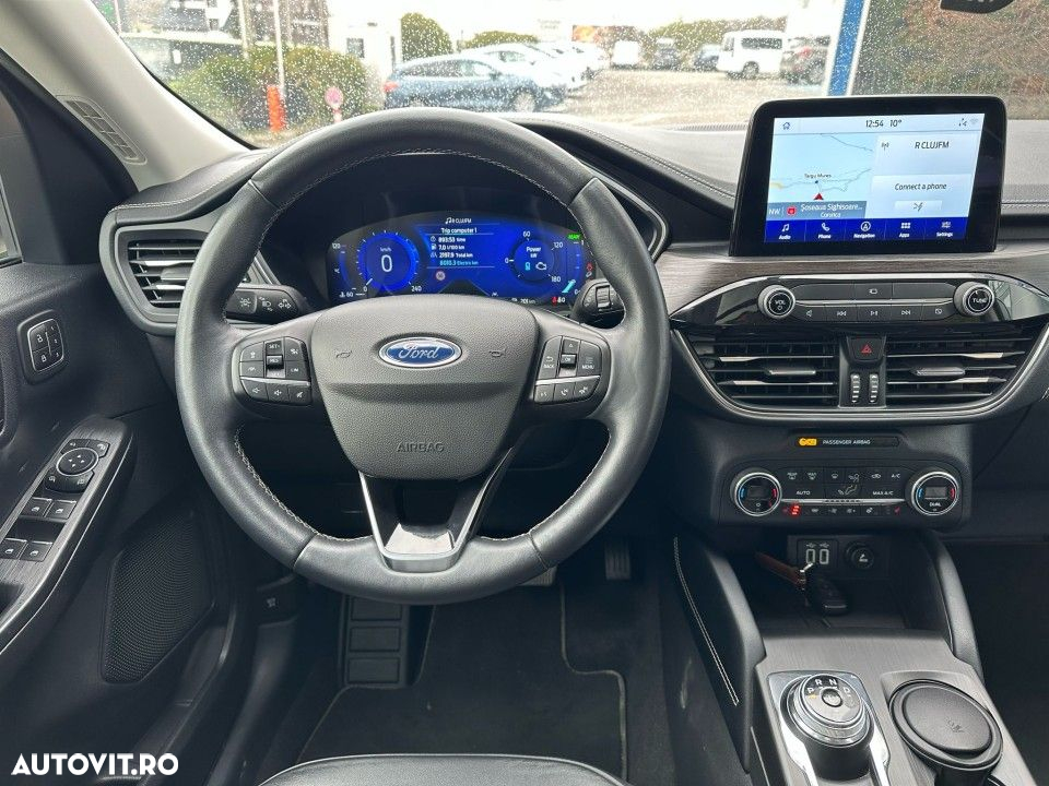 Ford Kuga - 27