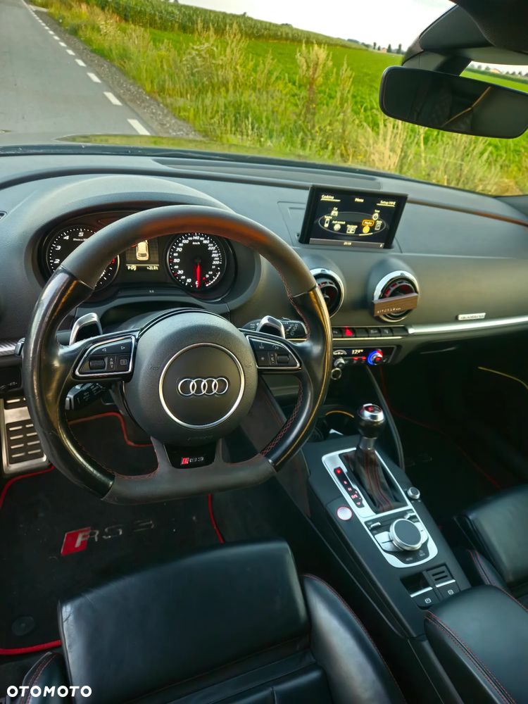 Audi RS3 Sportback Standard - 7