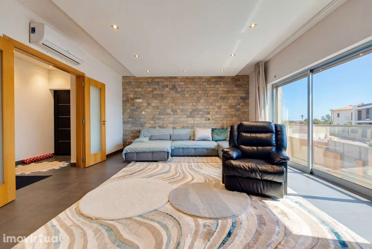 Moradia isolada moderna T3 com cave de 90 m2 em Mexilhoeira Grande, Po - Grande imagem: 4/25