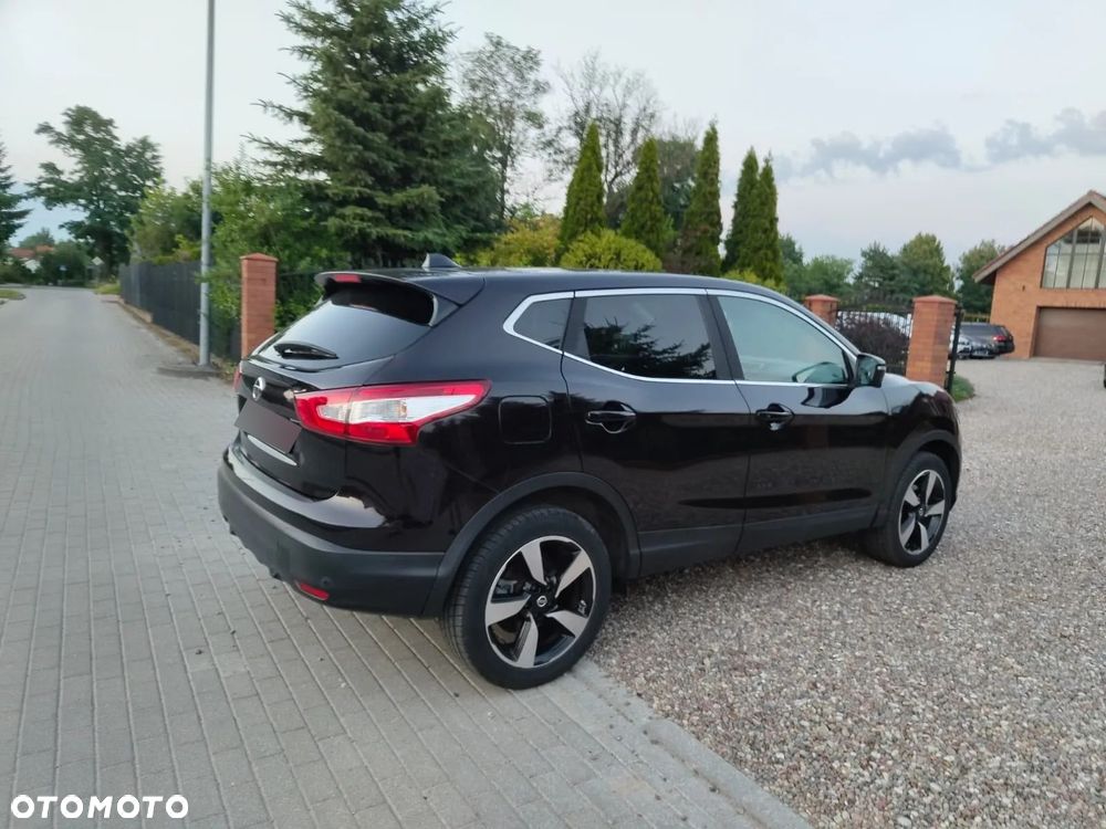 Nissan Qashqai 1.2 DIG-T 360 - 2