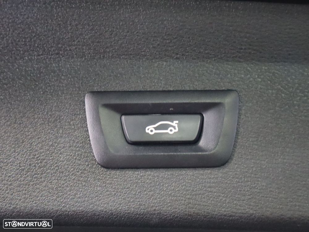 BMW X1 25 e xDrive - 22