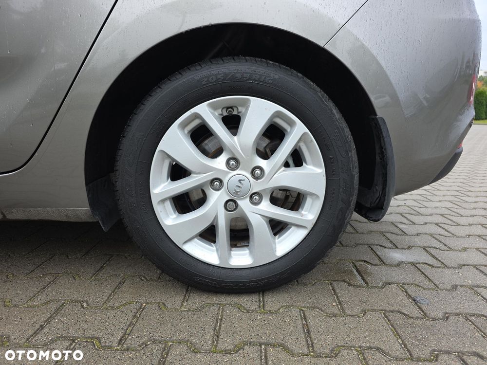 Kia Carens 1.7 CRDi Business Line - 18