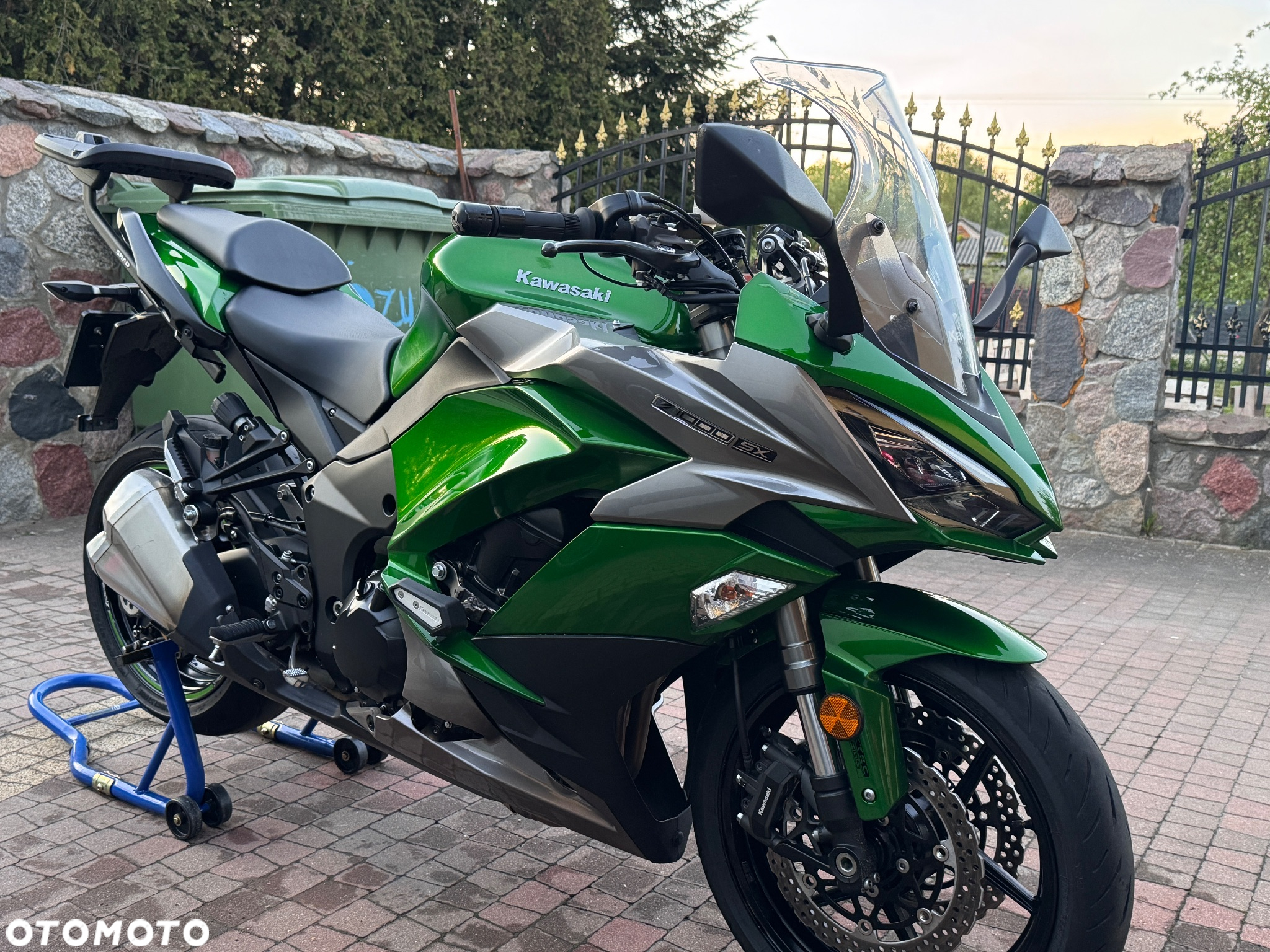 Kawasaki Ninja 1000 SX - 25