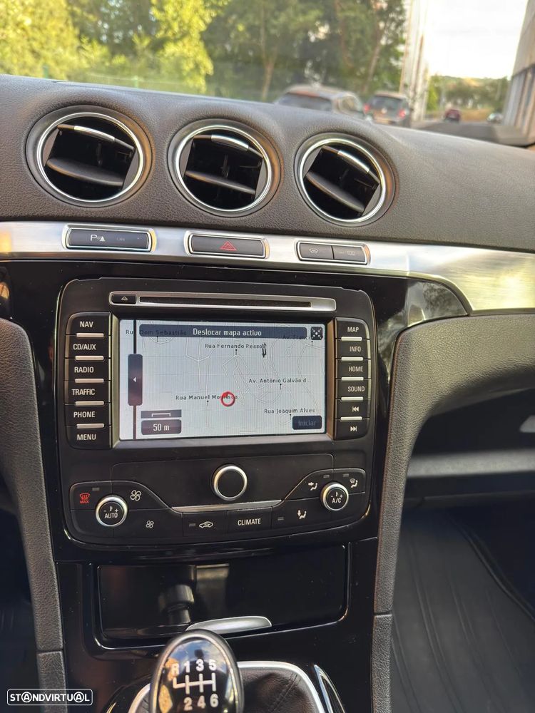 Ford S-Max 2.0 TDCi Titanium 7L - 13
