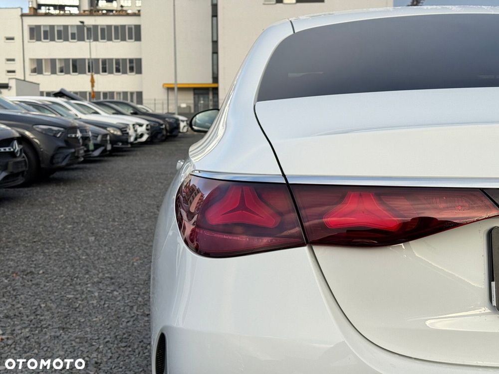 Mercedes-Benz Klasa E - 13