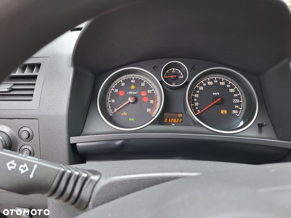 Opel Zafira 1.8 Family - 11