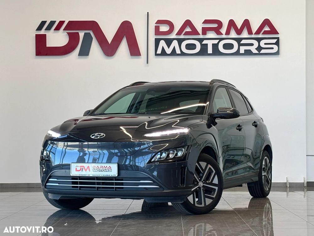 Hyundai KONA Select - 2