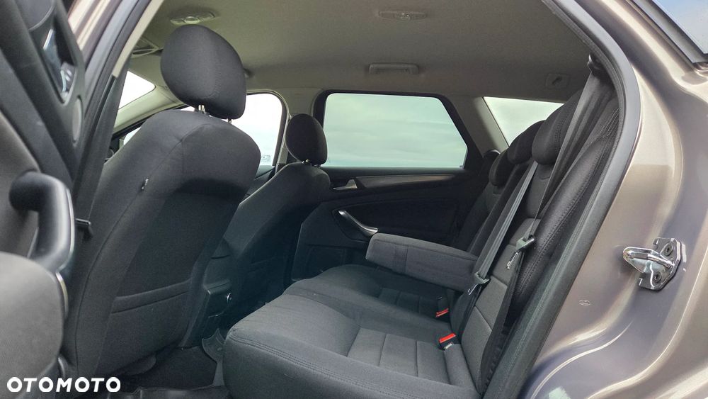 Ford Mondeo Turnier 2.0 TDCi Titanium - 20