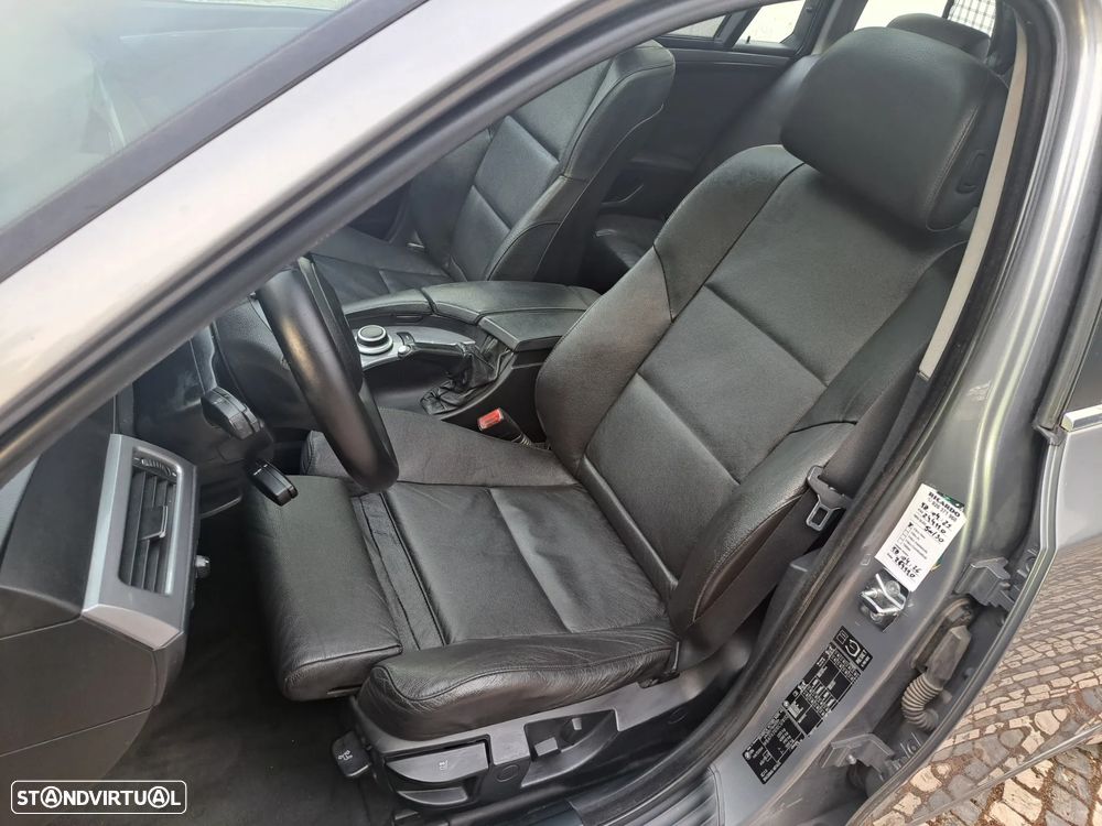 BMW 520 dA Touring Sport - 24
