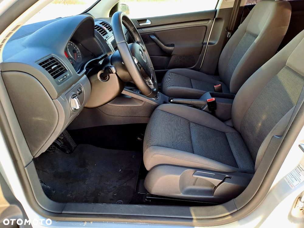 Volkswagen Golf 1.6 Comfortline - 7