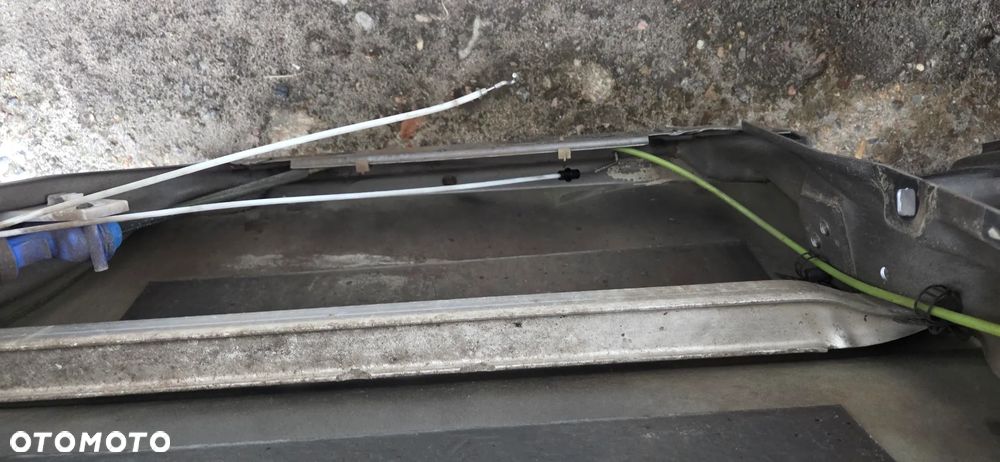 Drzwi poszycie Audi 80 B4 LY7P zdrowe - 12