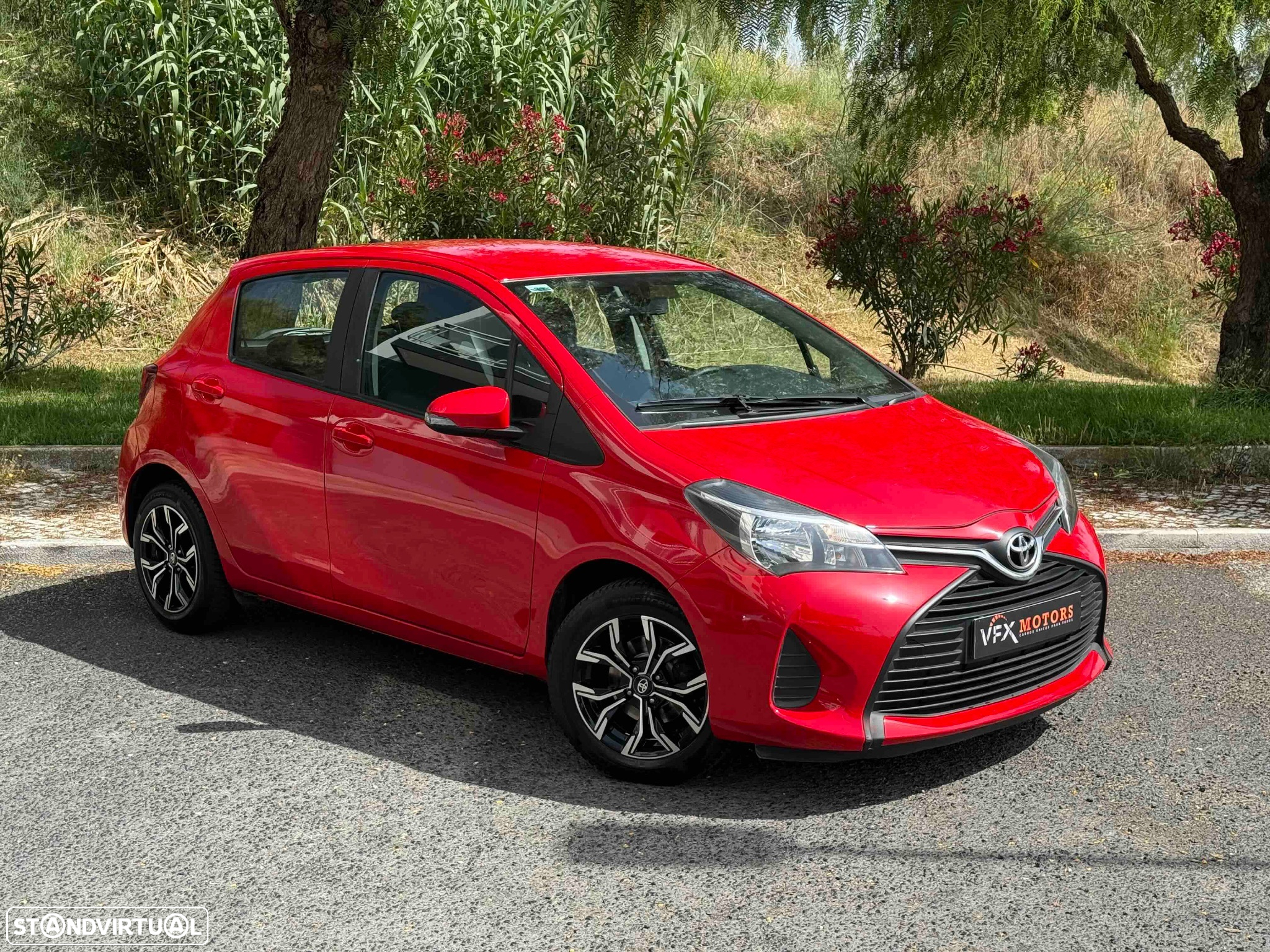 Toyota Yaris 1.0 VVT-i Exclusive - 5