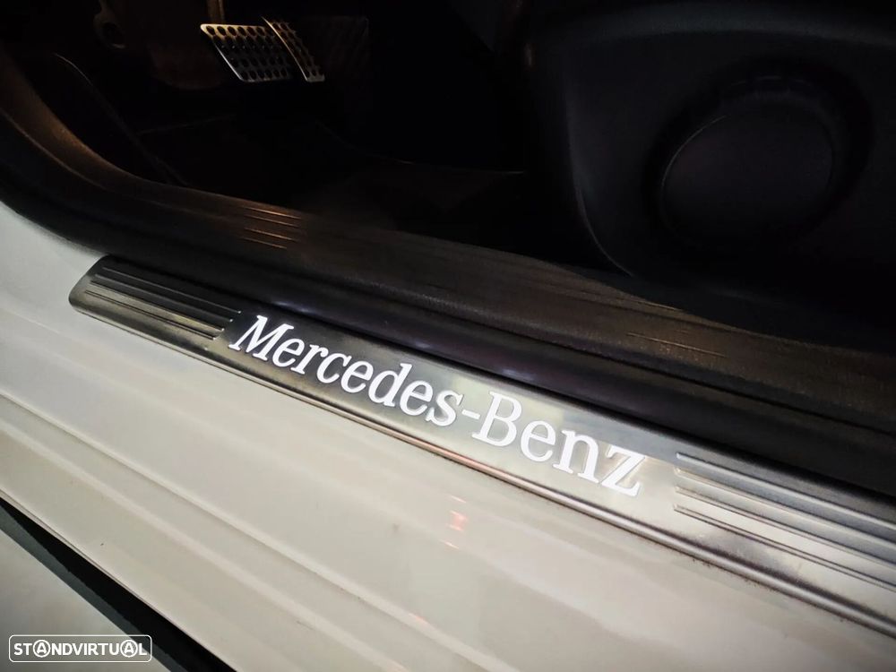 Mercedes-Benz A 180 (BlueEFFICIENCY) 7G-DCT AMG Sport - 28
