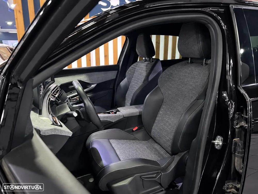 Peugeot 3008 1.2 Hybrid Allure e-DCS6 - 13