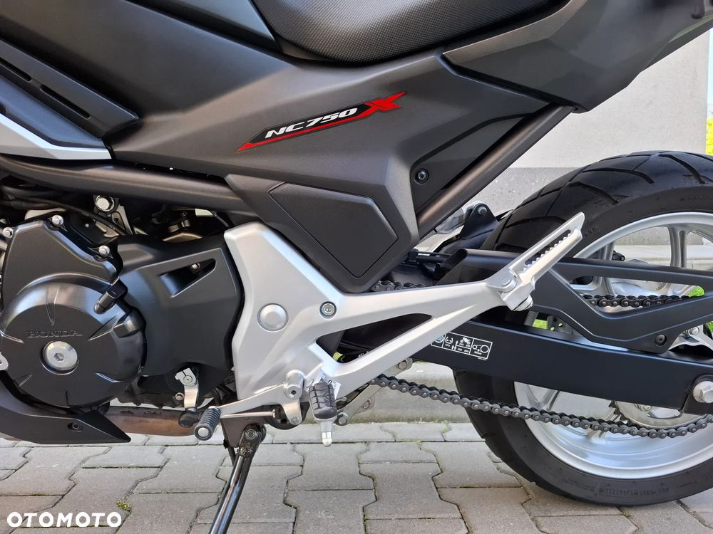 Honda NC - 16