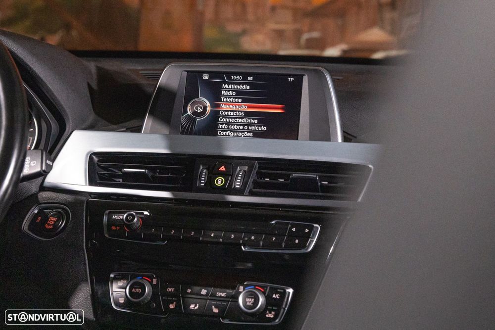 BMW X1 18 i sDrive xLine - 19