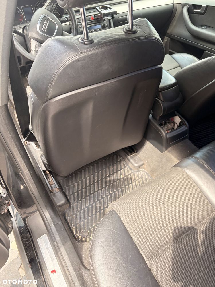 Audi A4 Limousine 2.0 T FSI - 14