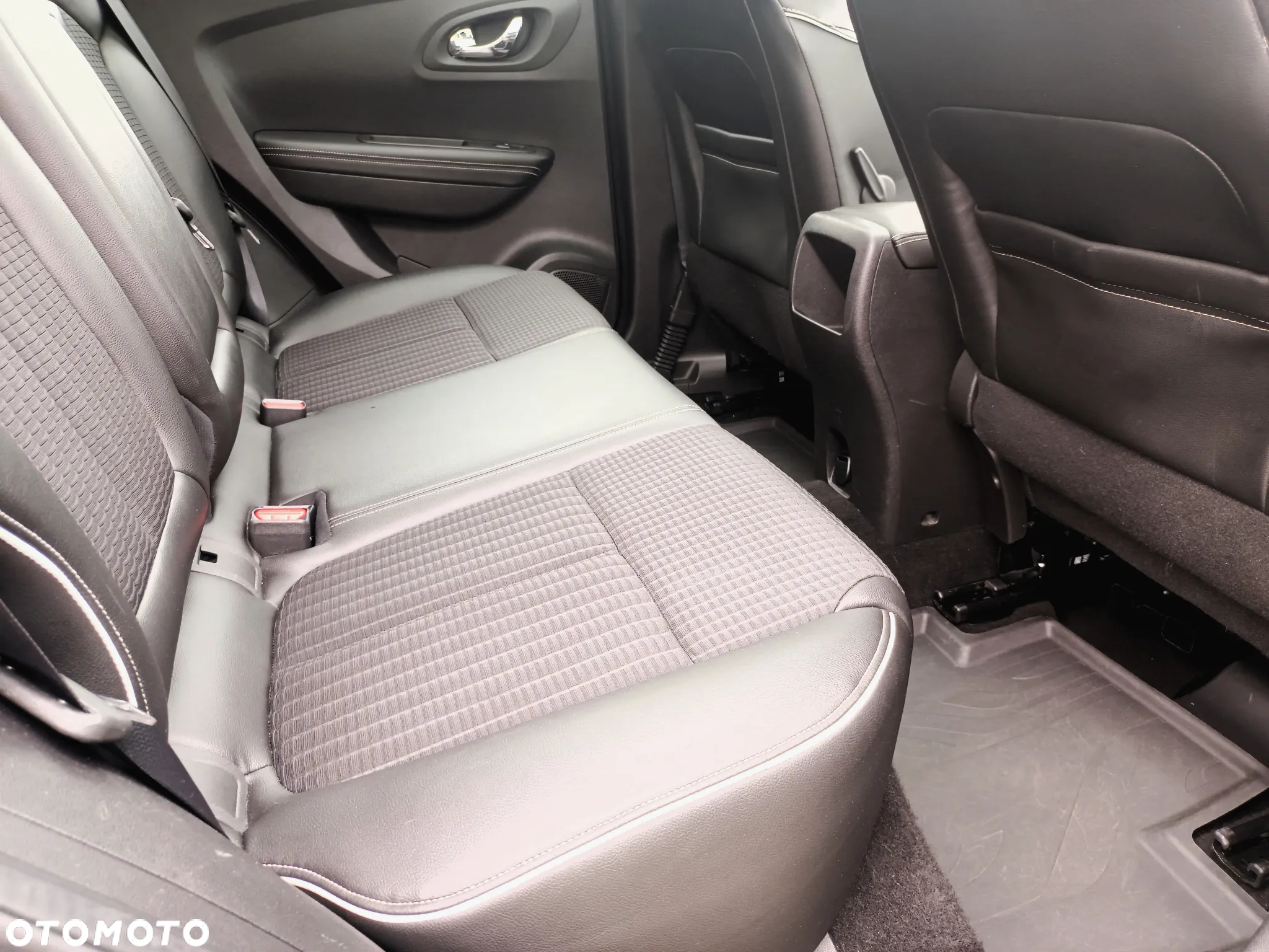 Renault Kadjar Energy dCi 110 EDC Bose Edition - 17