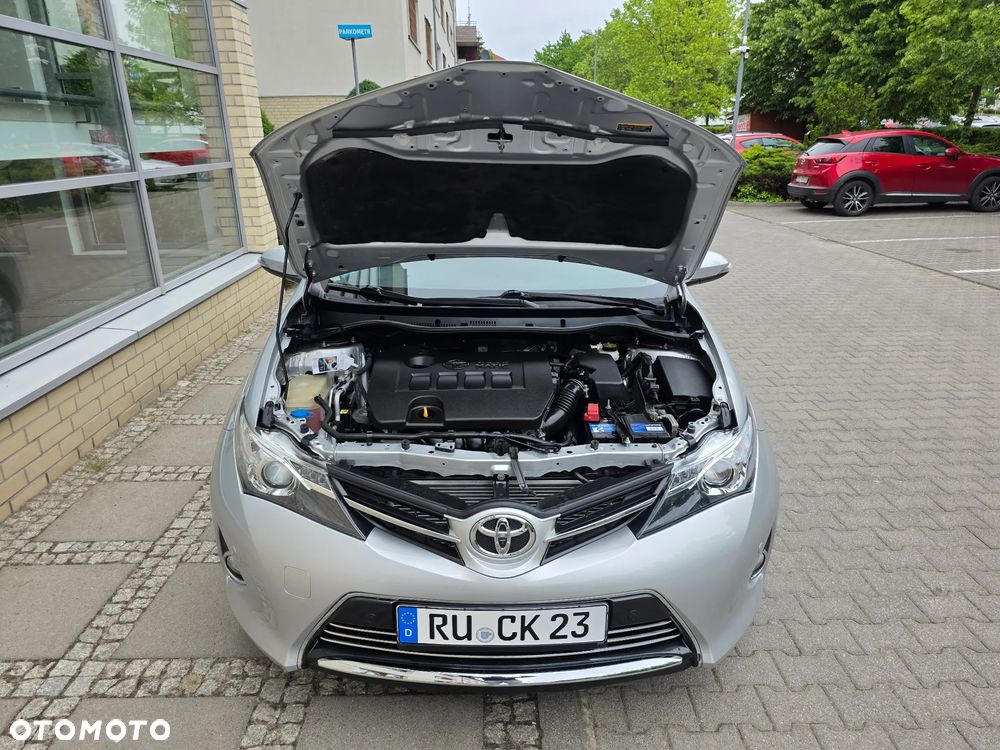 Toyota Auris - 12