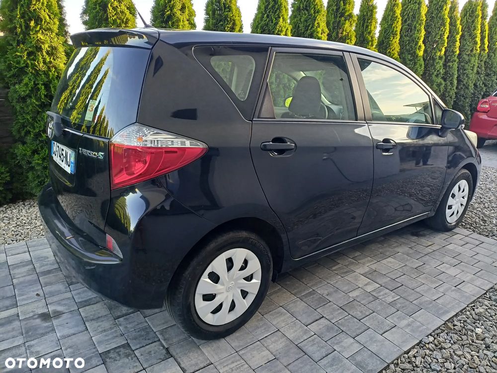 Toyota Verso S - 3