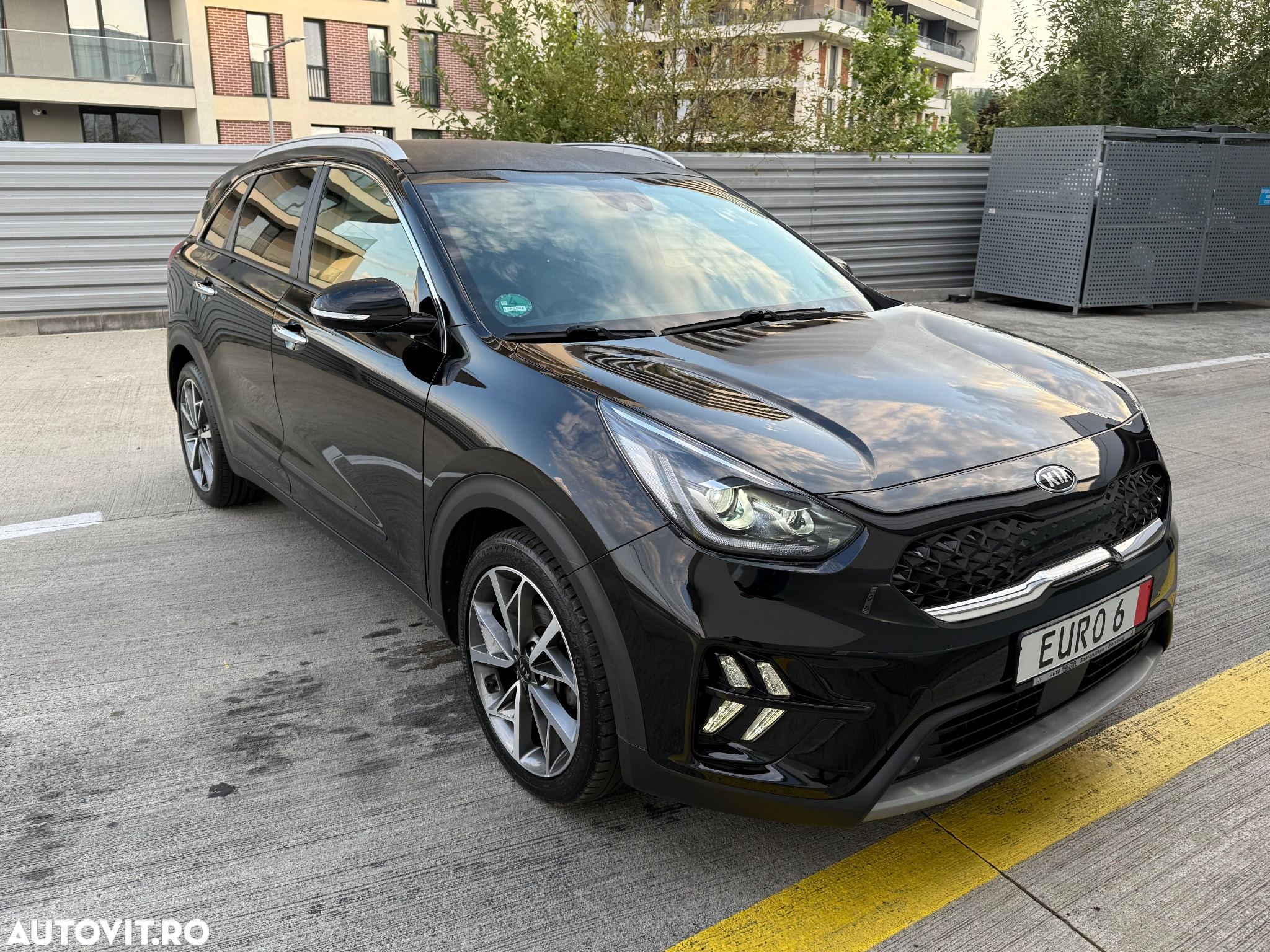 Kia Niro 1.6 GDI 2WD Aut. Spirit - 6