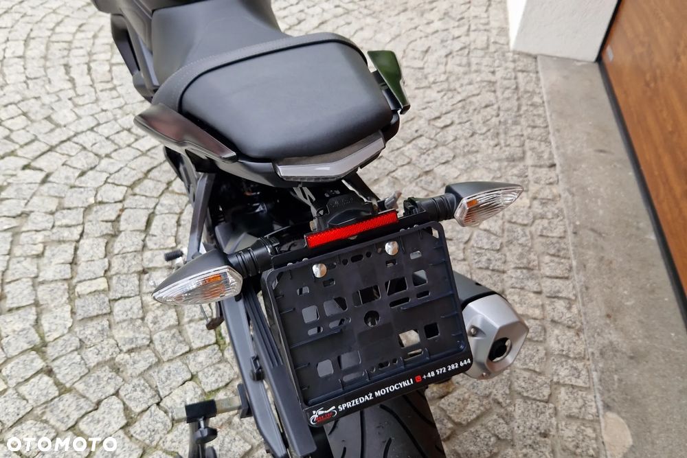 Yamaha MT - 22