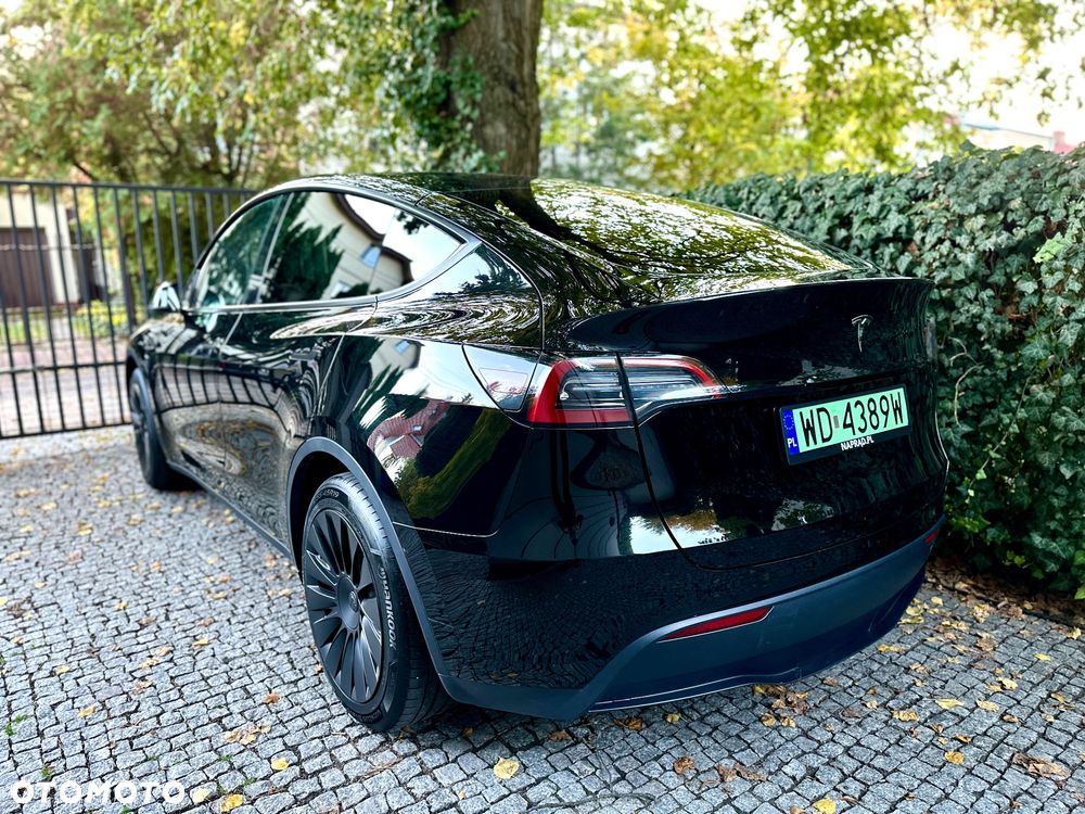 Tesla Model Y 2022 photo 4