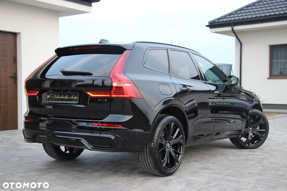 Volvo XC 60 B5 B AWD Plus Black Edition - 9