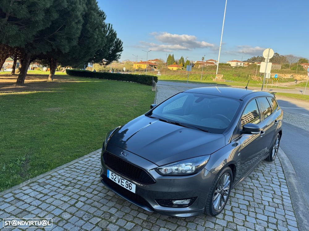 Ford Focus SW 1.5 TDCi EcoBlue ST-Line - 24