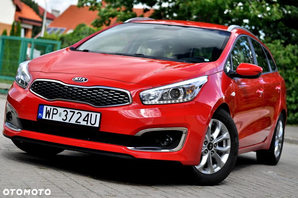 Kia Ceed 1.6 GDI M DCT - 12