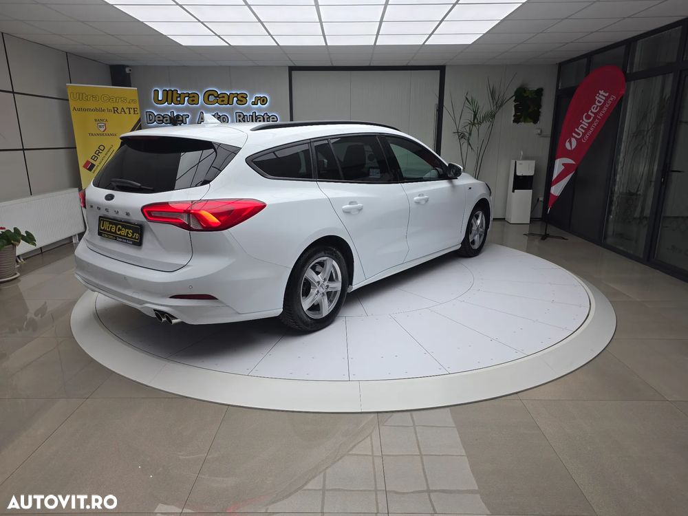 Ford Focus - 6