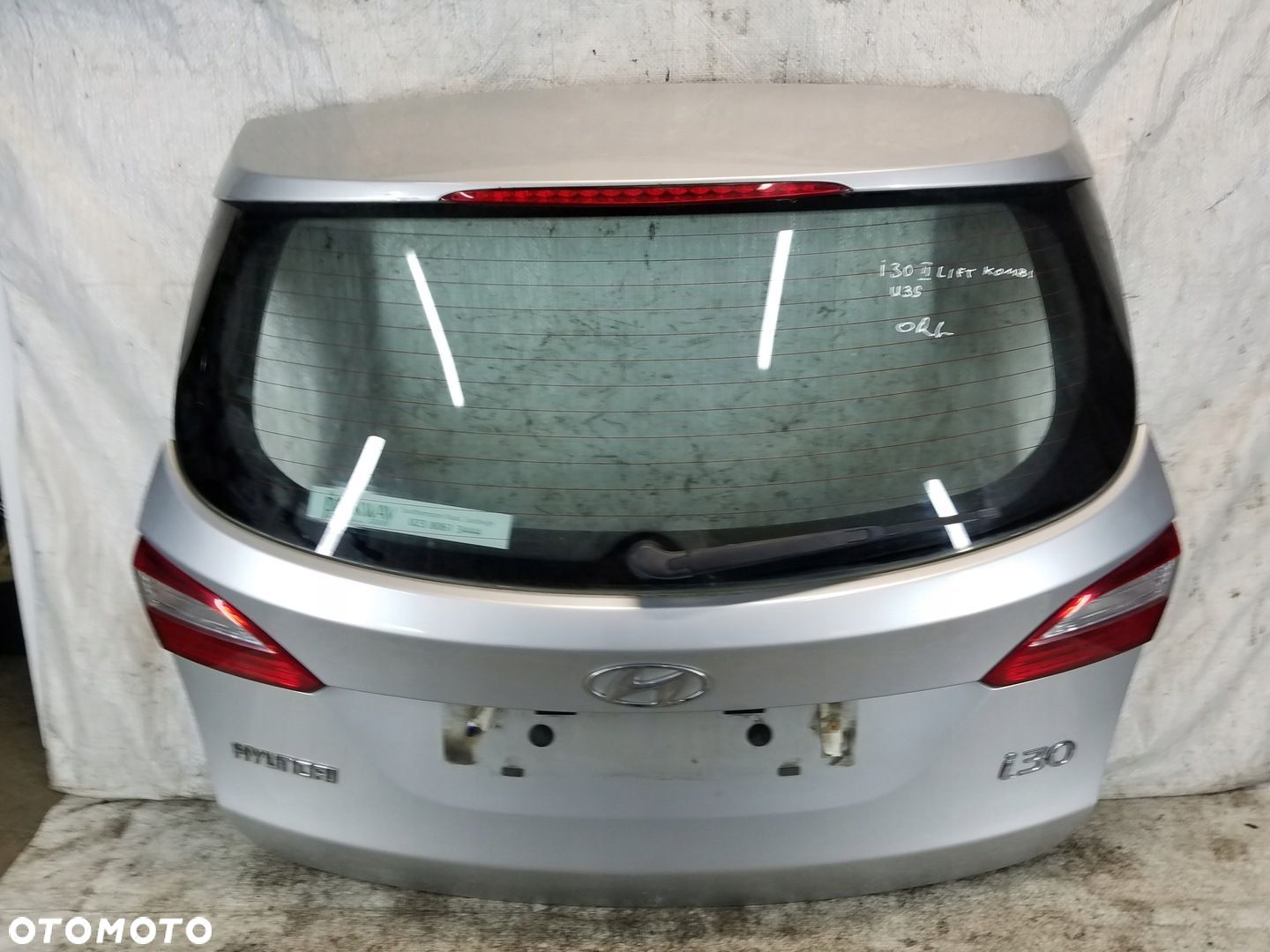 KLAPA BAGAŻNIKA TYŁ HYUNDAI I30 II KOMBI KOD U3S - 1