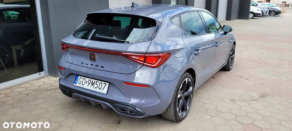 Cupra Leon 1.5 eTSI DSG - 4