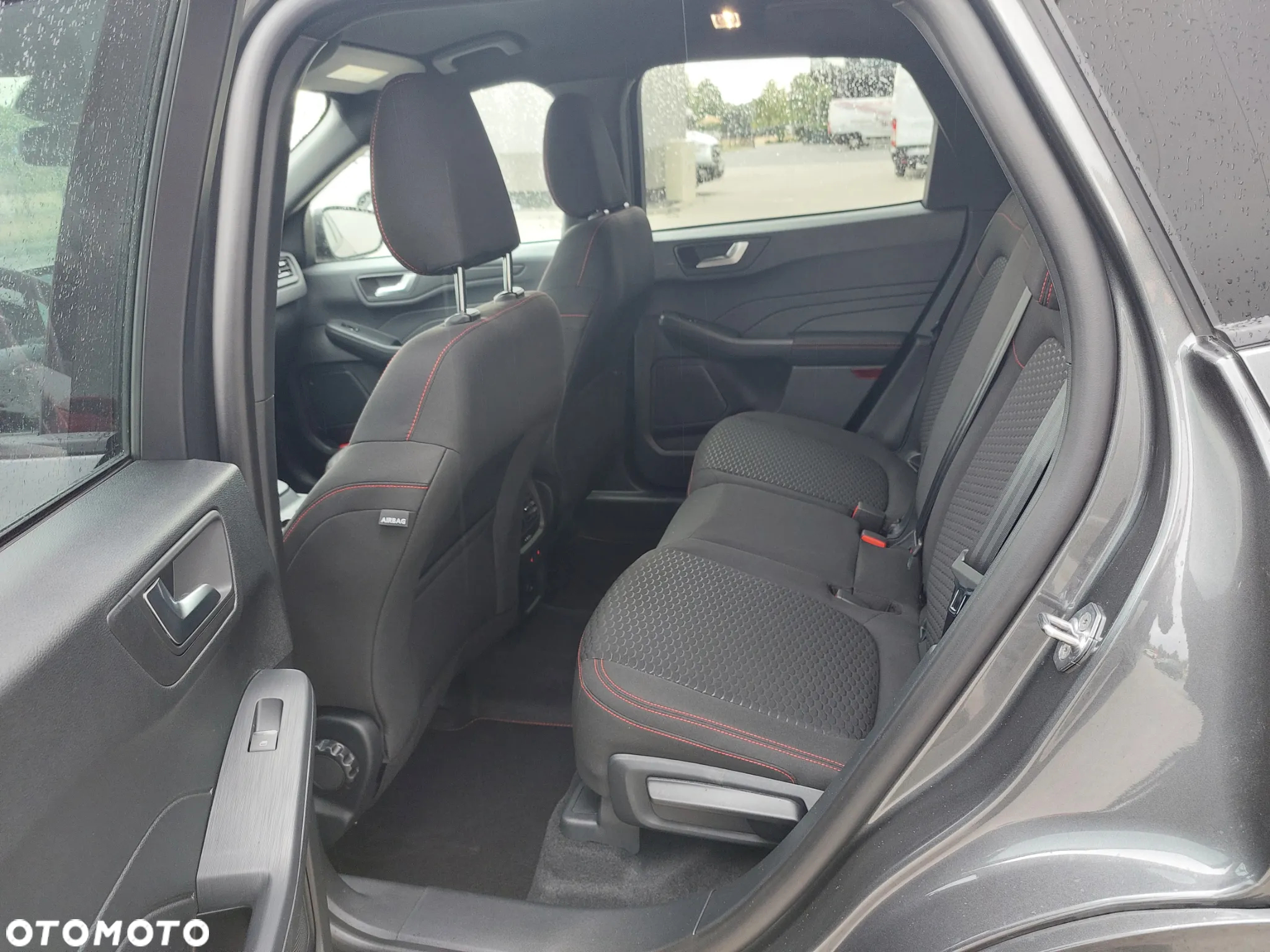 Ford Kuga 1.5 EcoBoost FWD ST-Line - 13
