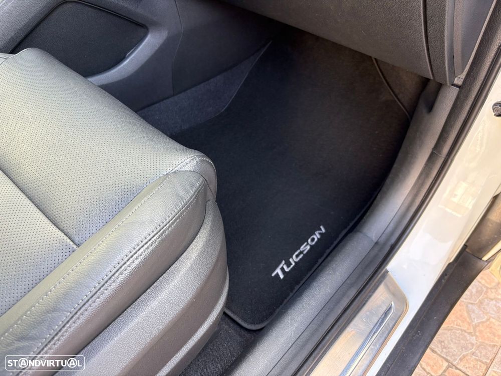 Hyundai Tucson 1.7 CRDi Premium DCT - 37