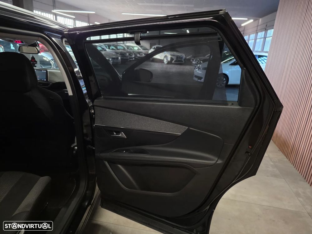 Peugeot 5008 BlueHDI 120 EAT6 Active - 22