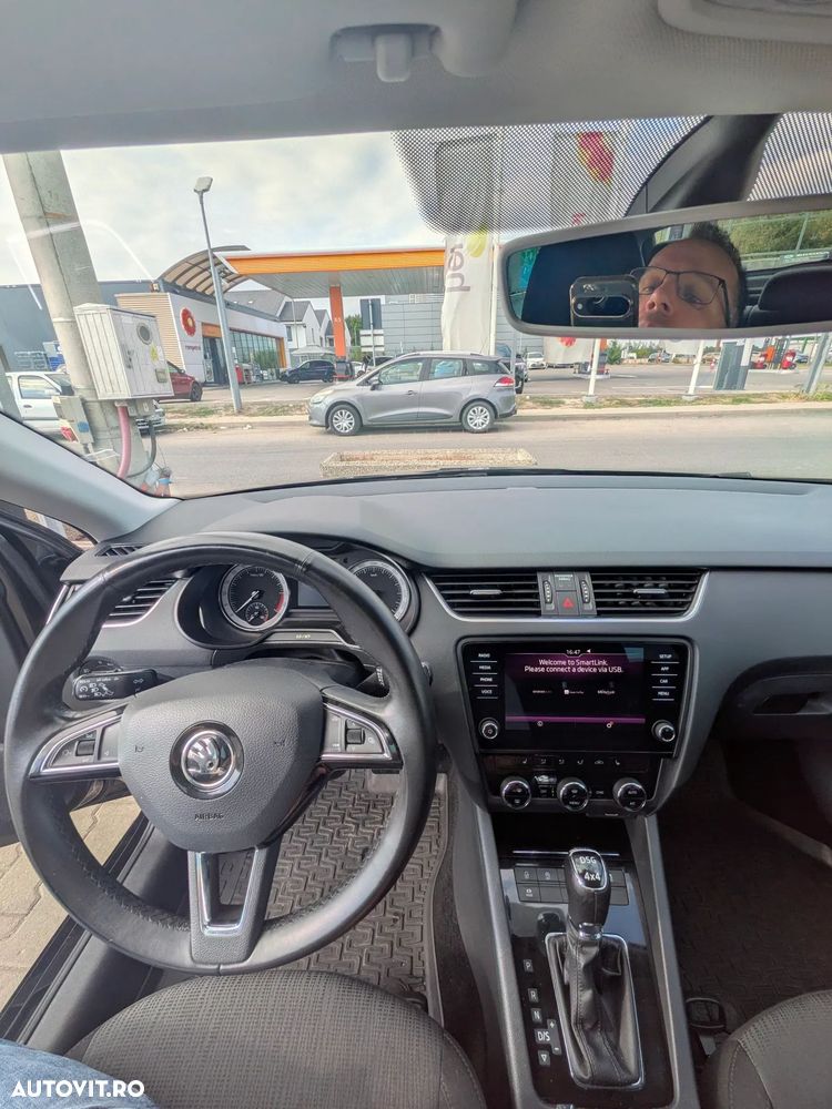 Skoda Octavia 2.0 TDI 4X4 DSG Style - 10