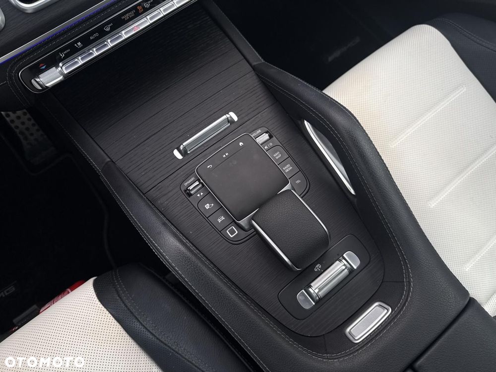 Mercedes-Benz GLE - 16