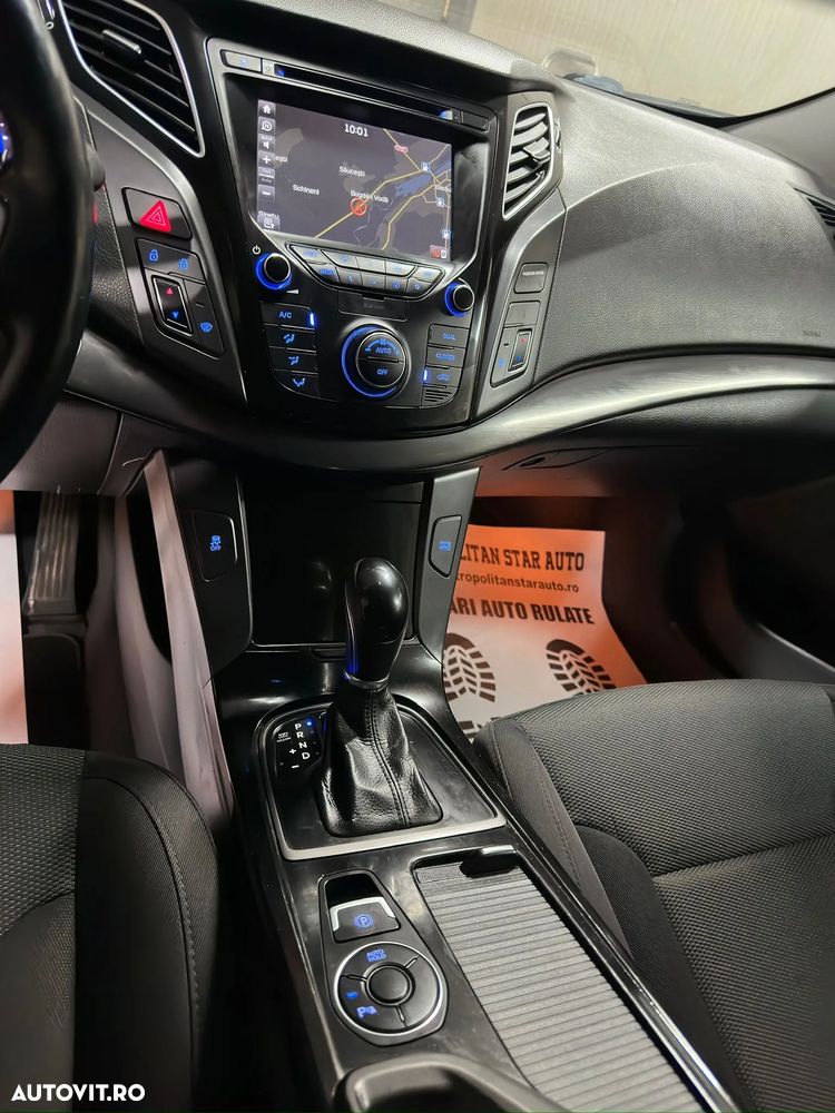 Hyundai i40 Kombi blue 1.7 CRDi DCT Premium - 8