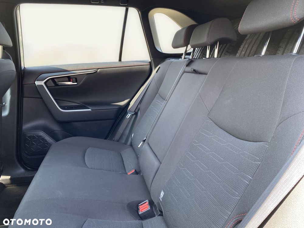 Toyota RAV4 - 16