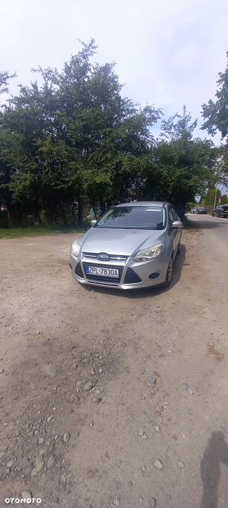 Ford Focus - 8