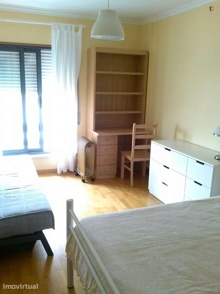 Quarto - localizado em Olivais Lisbon - Grande imagem: 5/17