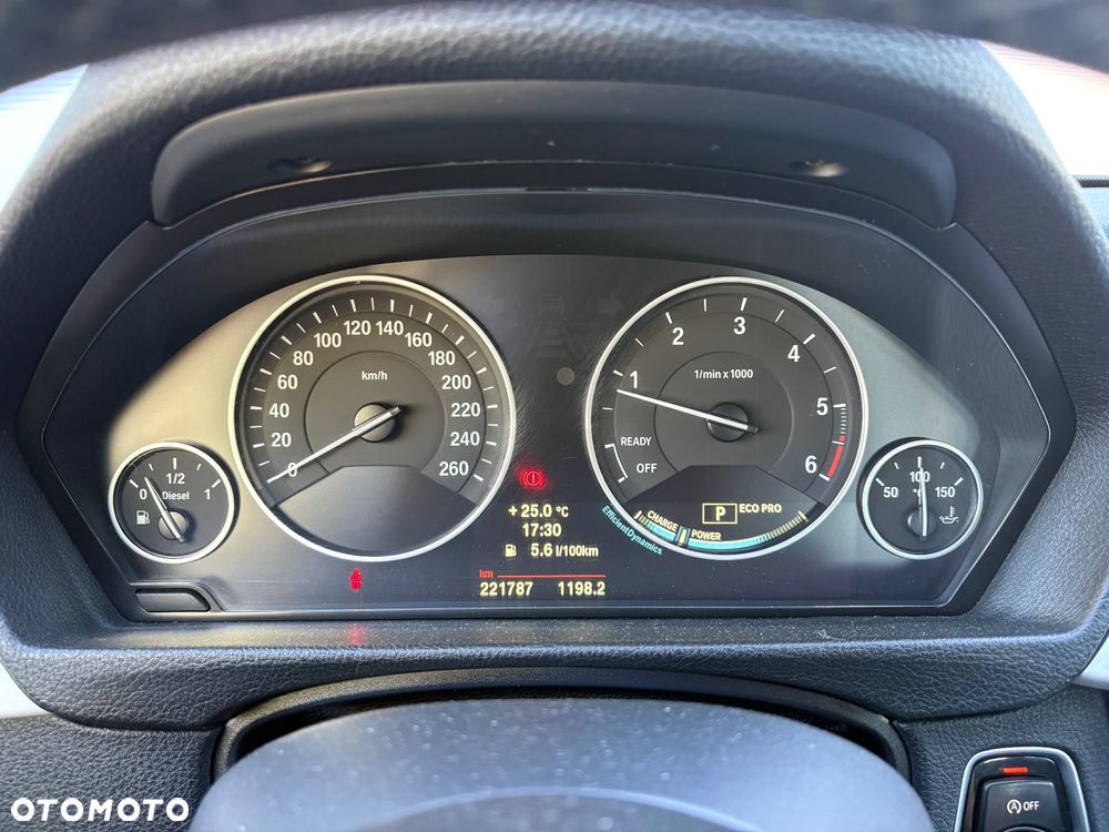 BMW Seria 3 320d Efficient Dynamics Edition Blue Perf Sport Line - 19
