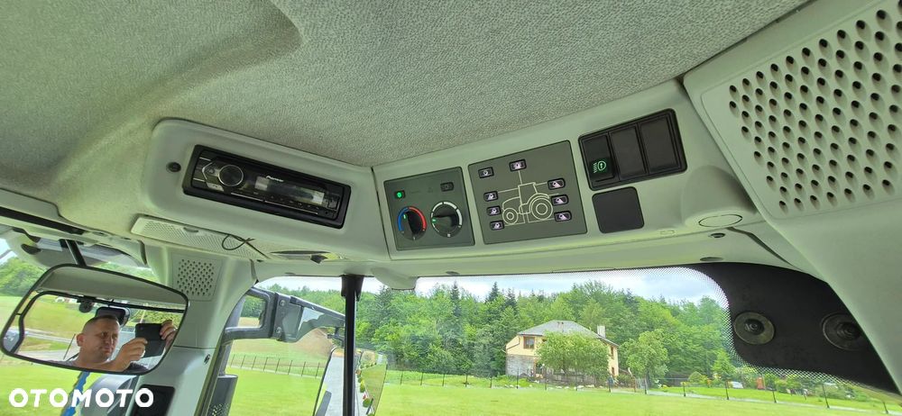 Claas Arion 620 - 11