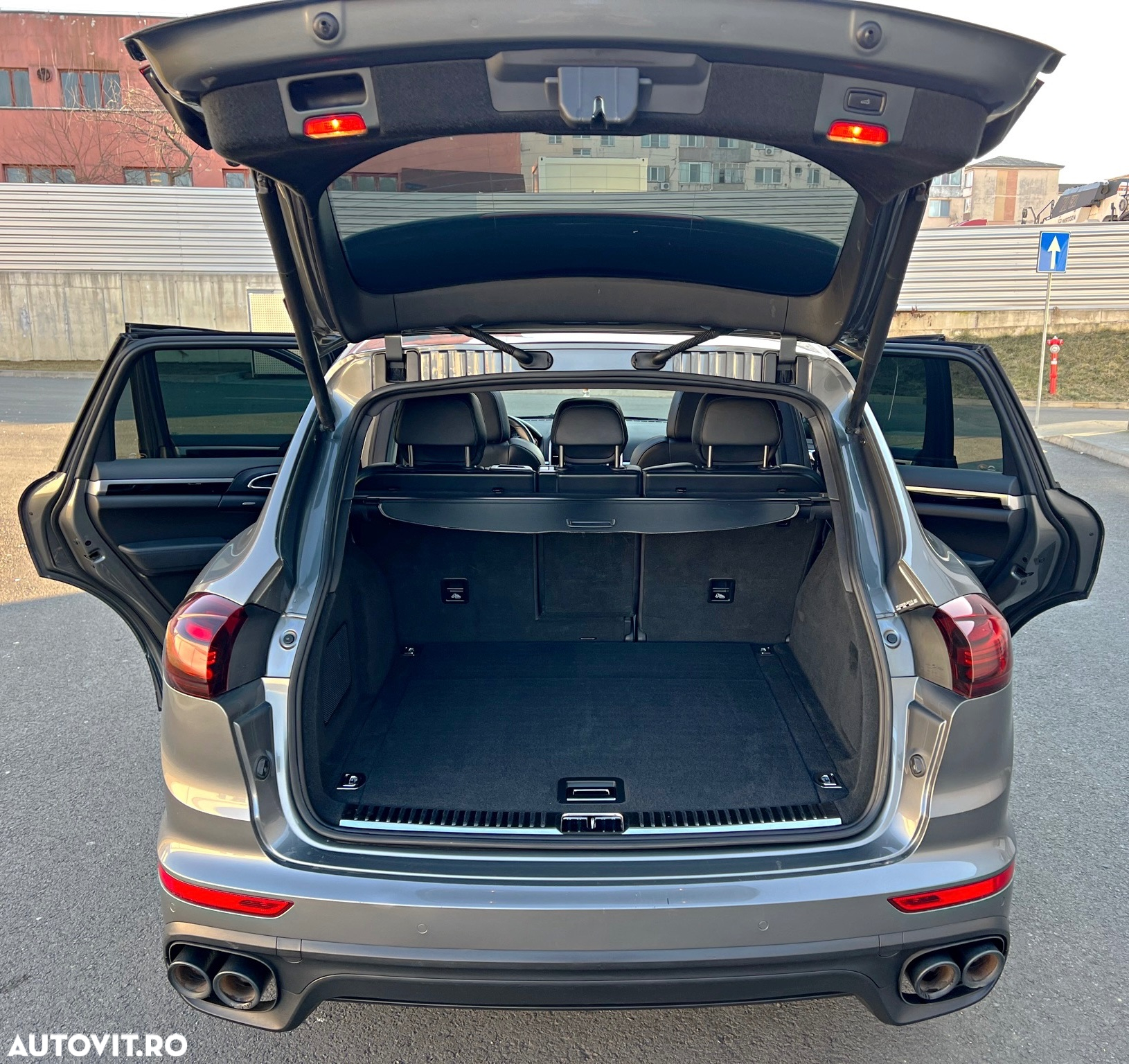 Porsche Cayenne Diesel Platinum Edition - 9