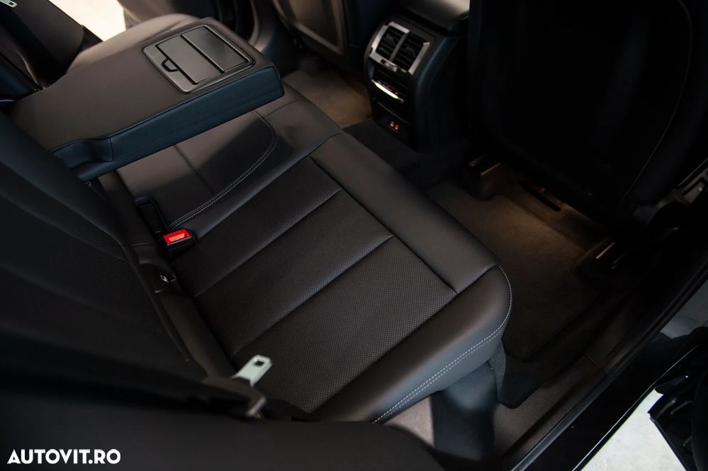 BMW X3 xDrive30e AT PHEV - 33