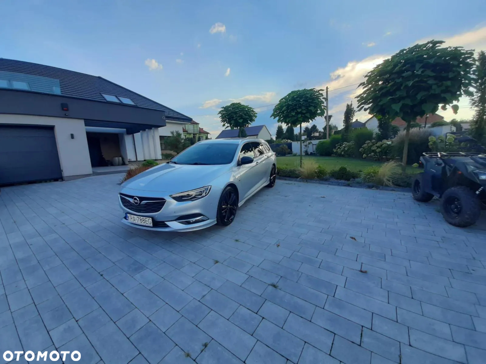 Opel Insignia Sports Tourer 2.0 Diesel Ultimate Exclusive - 3
