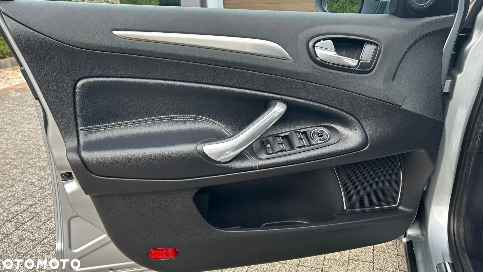 Ford Mondeo 2.0 Ghia Executive - 12