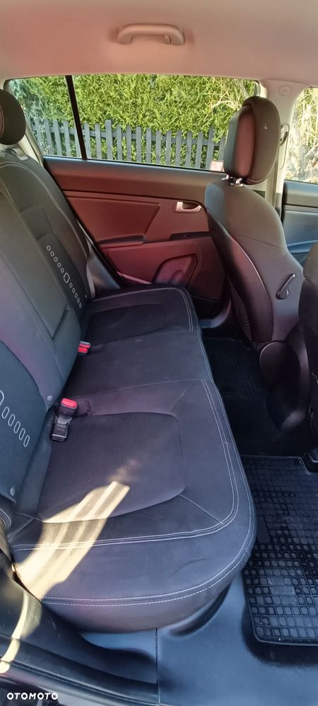 Kia Sportage 1.6 GDI S 2WD - 11