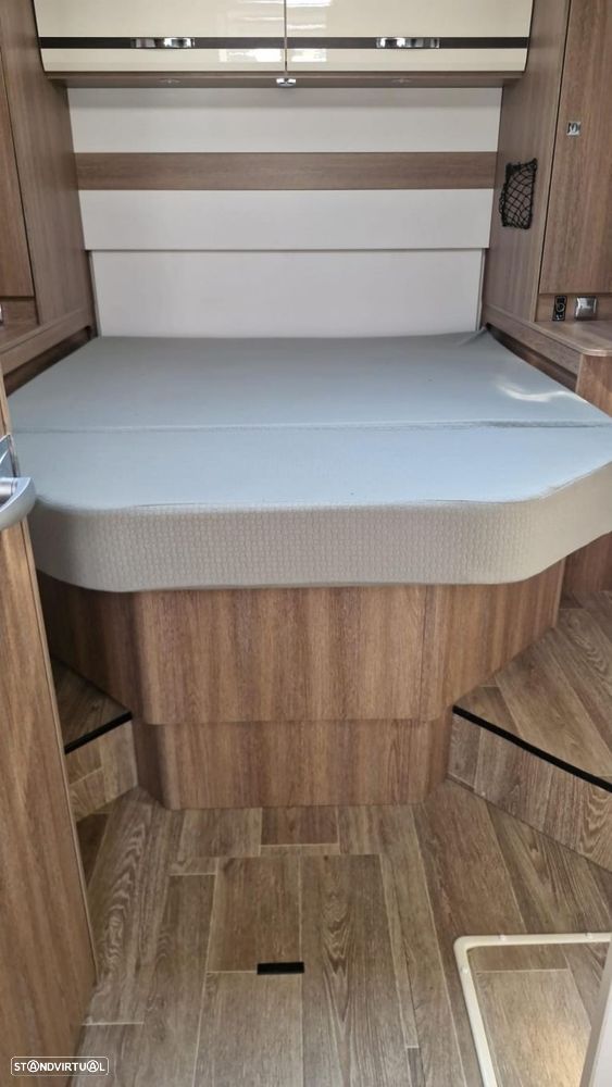 Dethleffs Trend I7057 cama central e basculante - 2